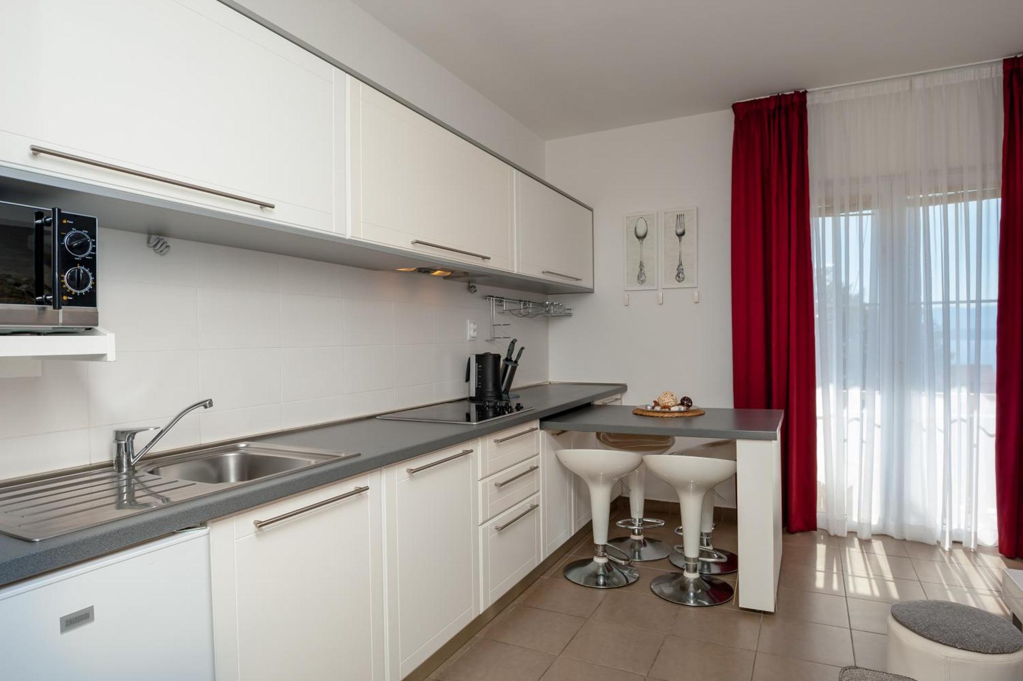 Villa Livia Apartments Bol Exterior foto