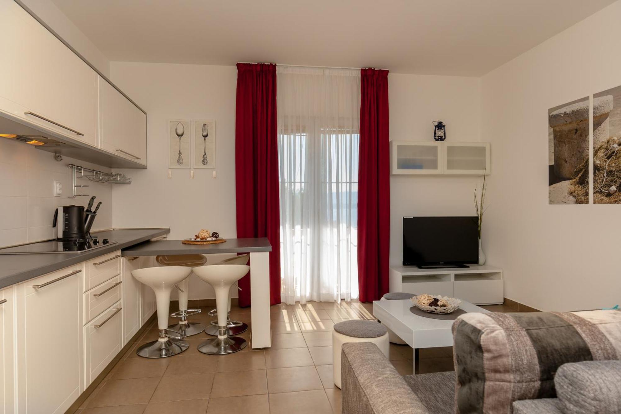 Villa Livia Apartments Bol Exterior foto